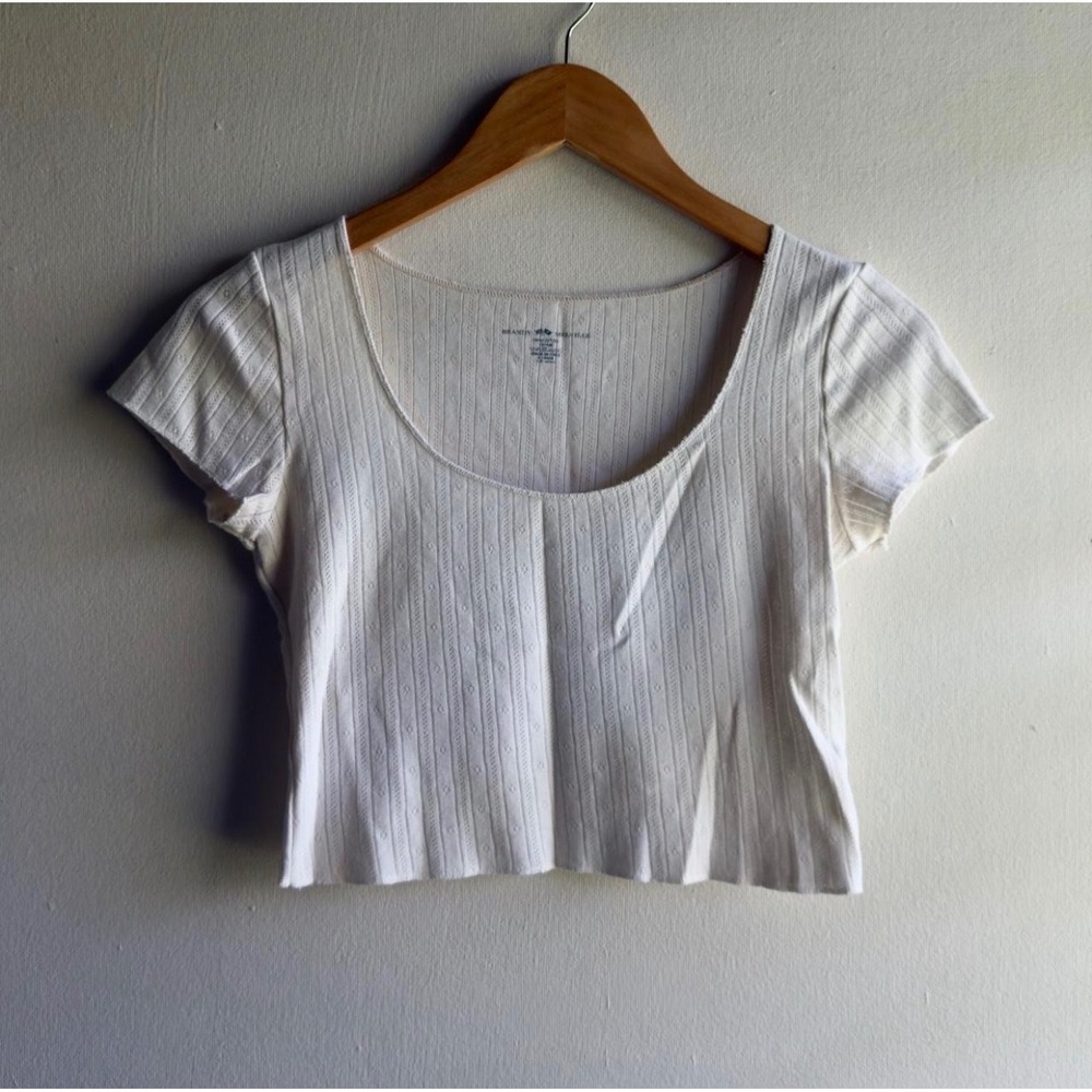 Brandy Melville Pointelle Scoop Neck Crop Top Womens One Size Cream Coquette